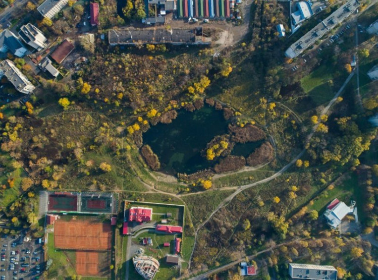 Кірпічка - зелена зона в Ужгороді. Вид зверху 