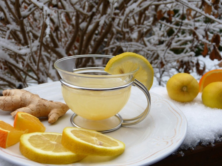 чай з імбирем і лимоном