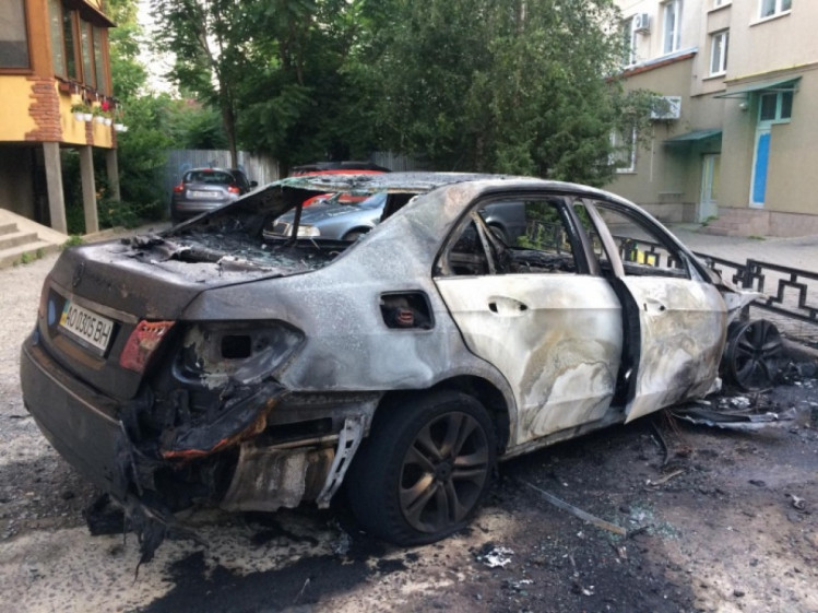 Поджоги автомобилей на Закарпатье